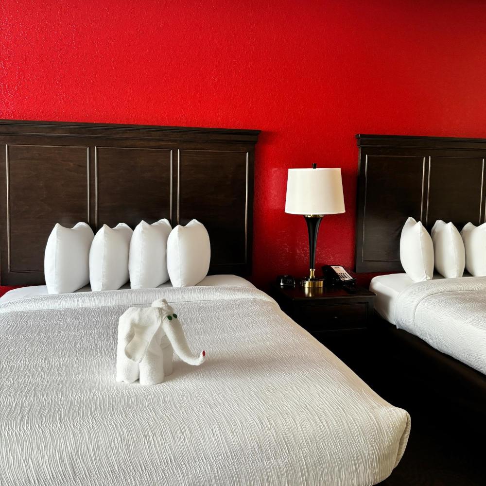 Queen Room with Two Queen Beds with Balcony - No View interior